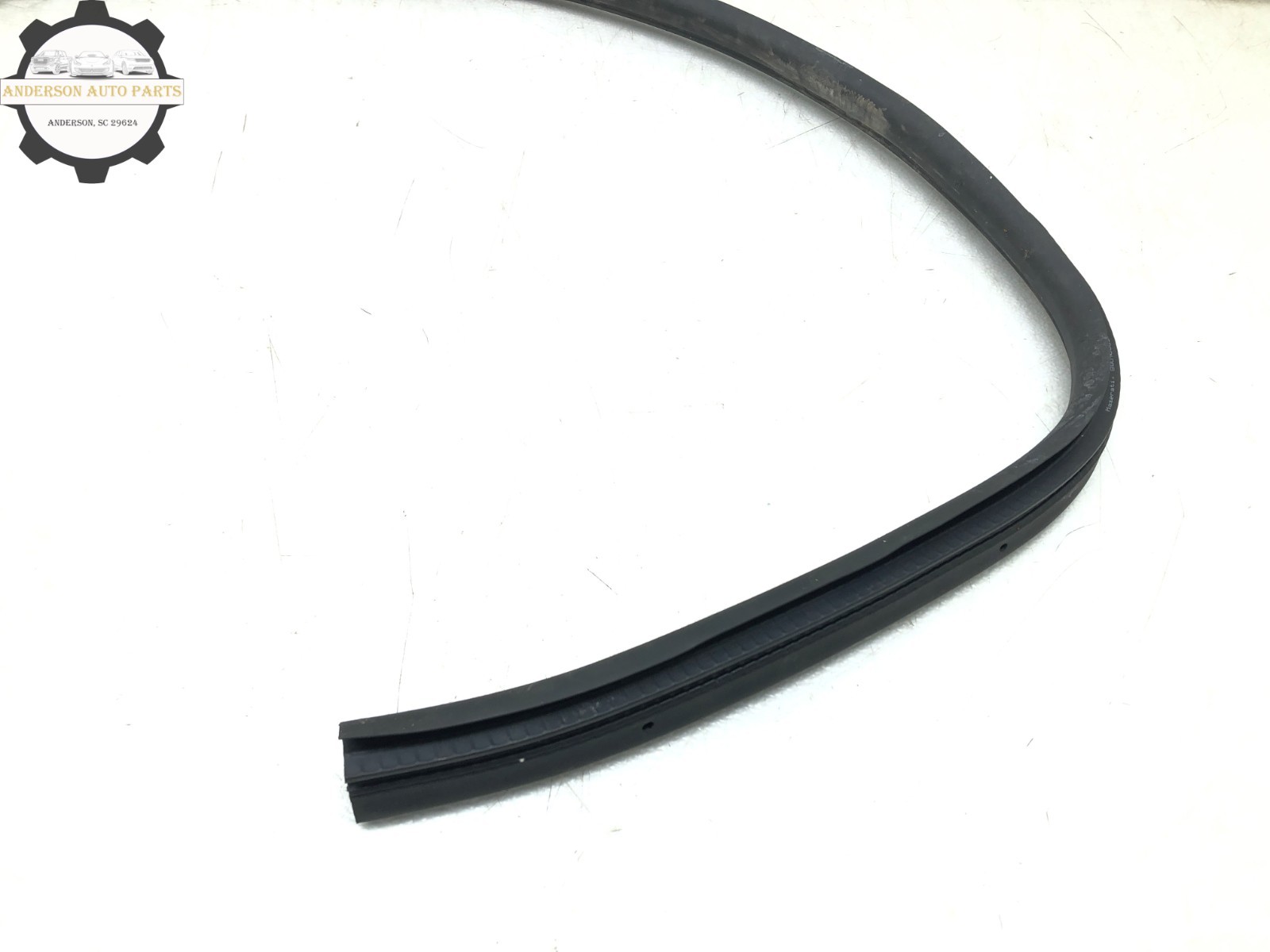 2008-2019 MASERATI GRANTURISMO M145 RIGHT PASS SIDE DOOR WEATHERSTRIP SEAL SET