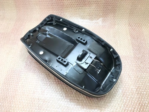 1977-1979 Honda Trail 70 ST50 ST70 Seat Saddle Chrome Trim Style CT70 Black. - Picture 11 of 12