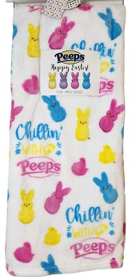 PEEPS Easter Candy Plush Throw Blanket 50''x60  Chillin  With My Peeps Multicolor