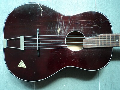 B.F.G VOSS Akustik Gitarre,  Farbe Bordeaux / Burgund sehr Selten !!!