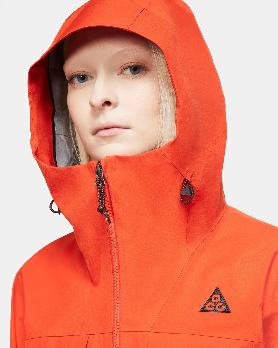 Nike Women's ACG Gore-Tex Misery Ridge Hiking Camping Shell Nike Women's ACG Gore-Tex Misery Ridge Hiking Camping Shell