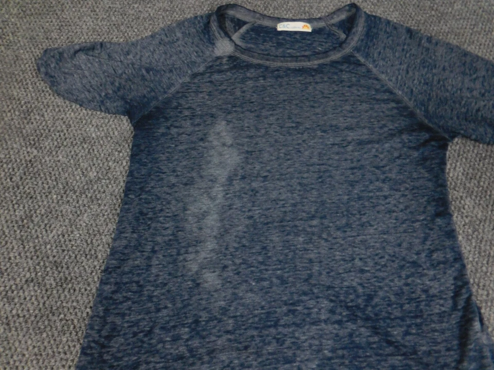 C&C Womens Shirt Small Blue stretch pullover - Image 4 of 4