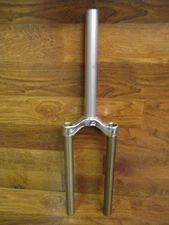  1 1/4" x 10 1/4 THREADLESS STEERER CROWN - SUSPENSION FORK UPPERS SANCTION SET