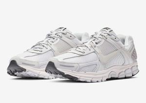 nike vomero 5 grey