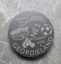 BLACK SLATE ENGRAVED GEORDIELAND ROUND DRINKS MAT COASTER