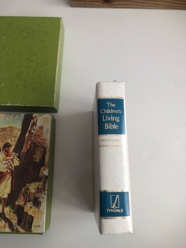 The Children's Living Bible Vintage Illustrated Hardcover 1970s Religion - Picture 2 of 7
