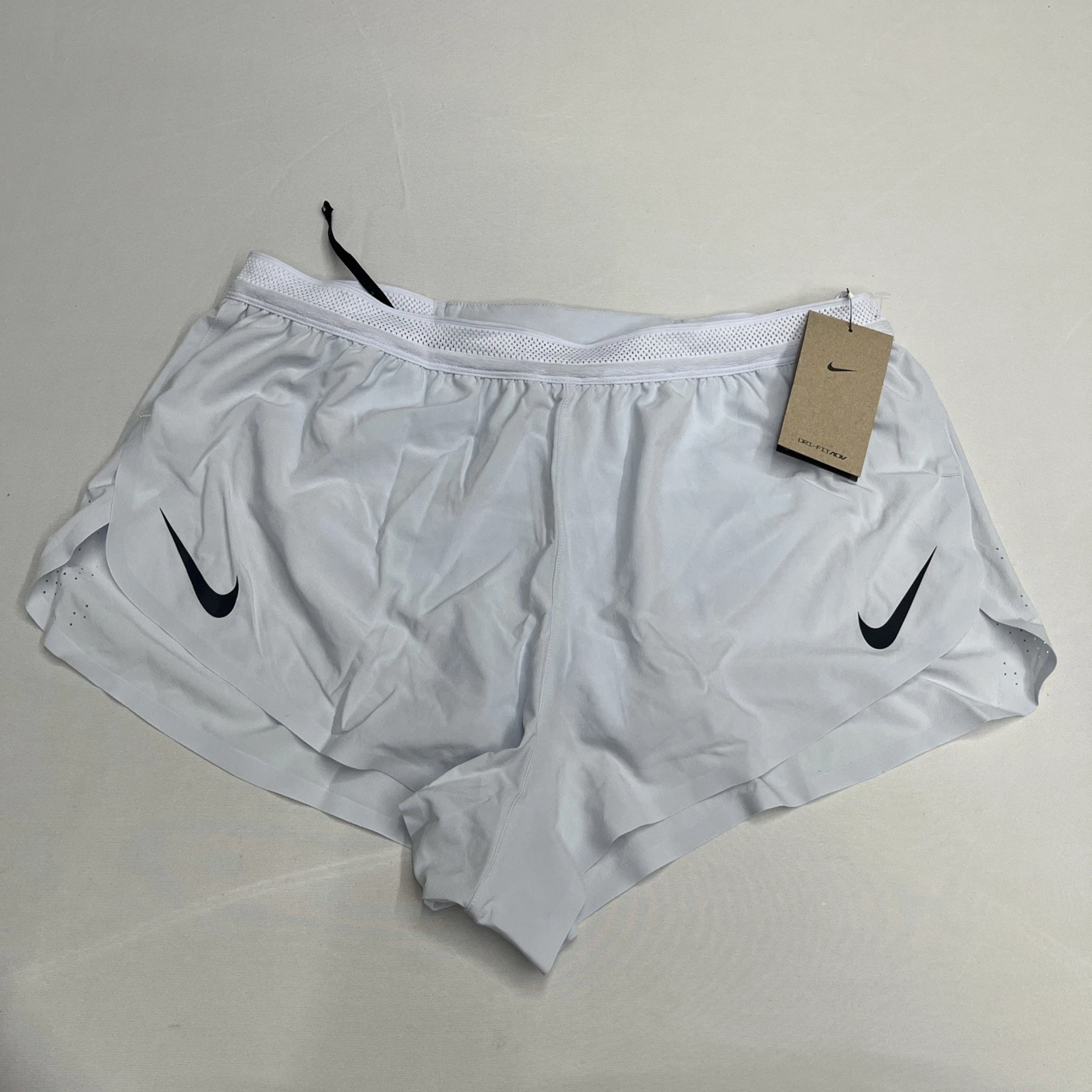 Nike AeroSwift Dri-Fit ADV 2” Running Shorts FN3349-085 Grey Men’s Sz Large