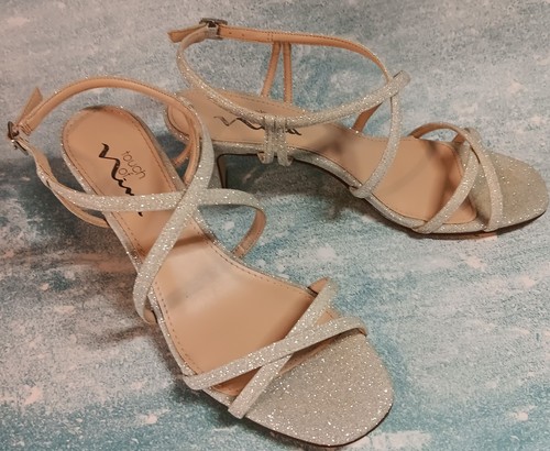 Nina Barret-YS Womans Sz. 8 Silver W Wedge Heels Homecoming Dance Wedding - Picture 9 of 9