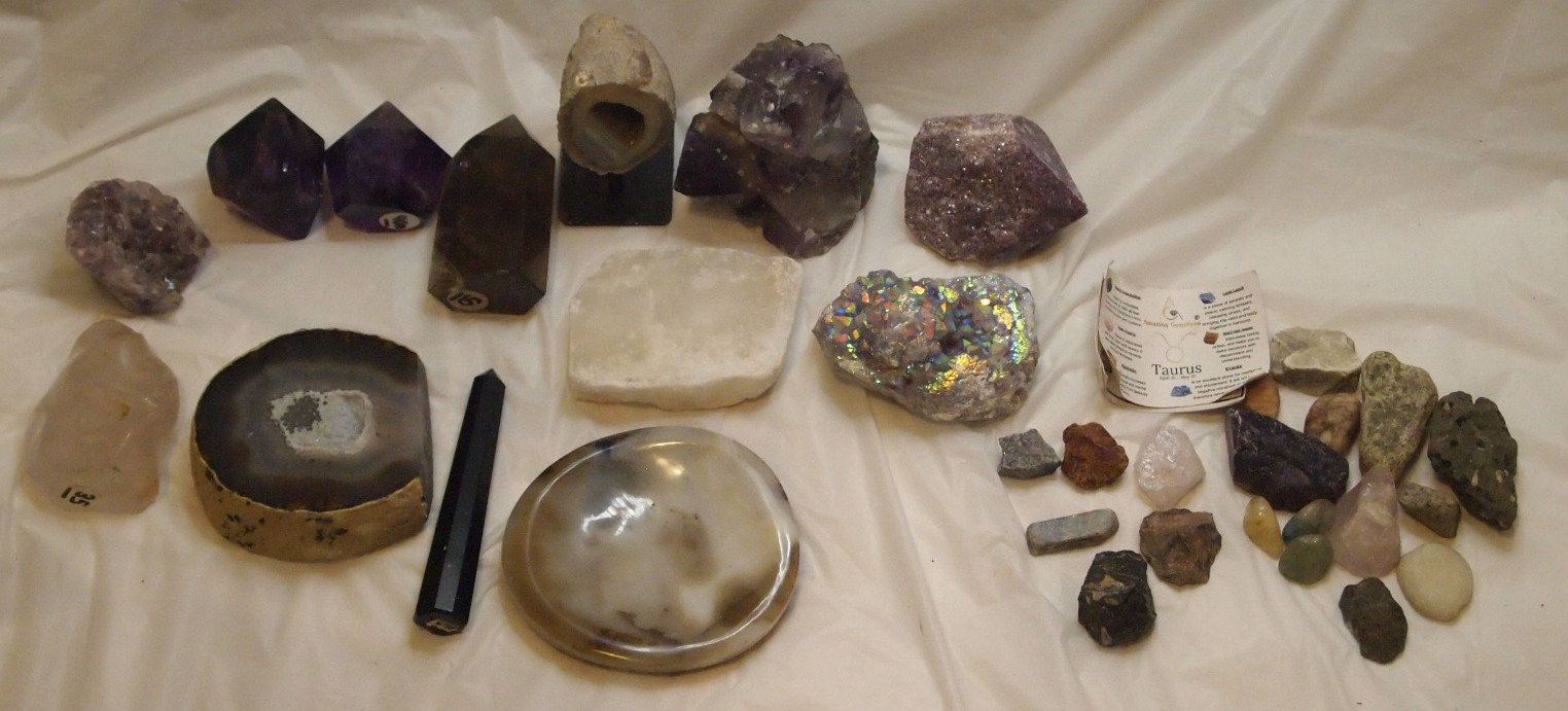 Beautiful Natural Healing & Calming Quartz / Crystal / Stone Bundle Lot 32 Reiki