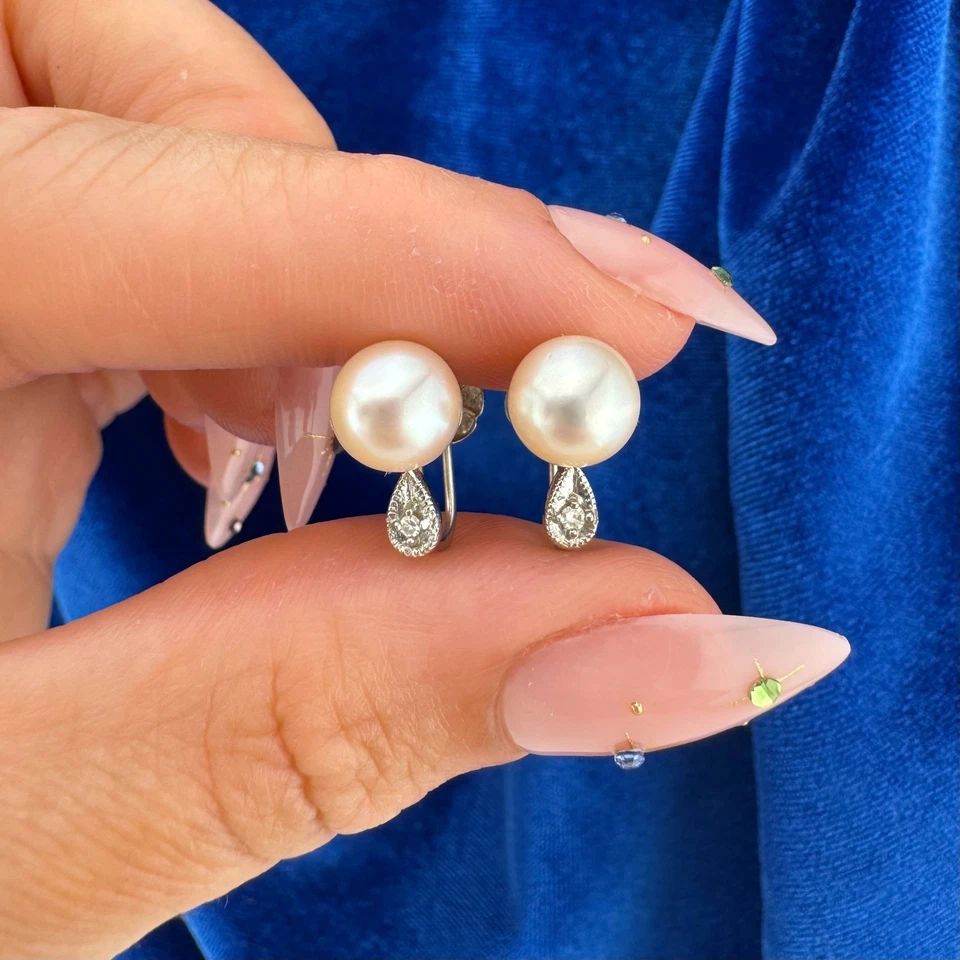 Vintage 14K White Gold Pearl & Diamond Screw Back Earrings 7.3mm 2.1g - Image 2 of 4