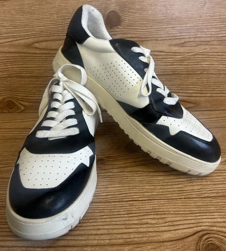 MIA Sneaker Gym Shoes White & Black Women’s Size 11 Casual