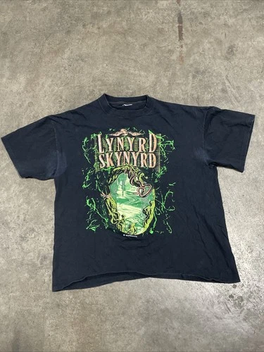 Lynyrd Skynyrd Tour T-Shirt Single Stitch Conce 1990s vintage concert t-shirt, vintage, size XL, single stitch, B+ condition