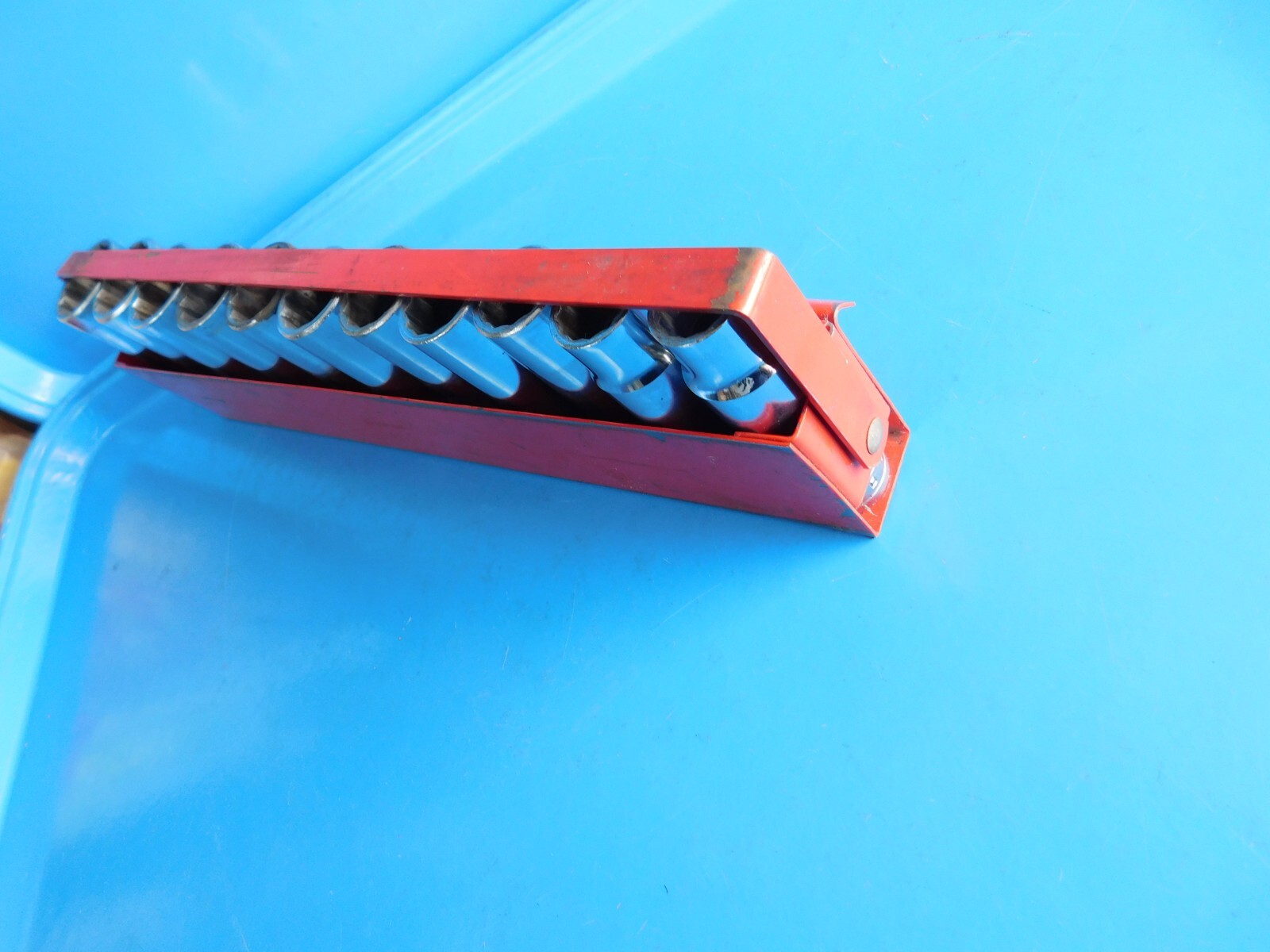 USED, SNAP ON TOOLS 1/2 IN. DR. DEEP . 12 PT SOCKETS, ( 1/2 IN. THRU 1-1/8 IN.)