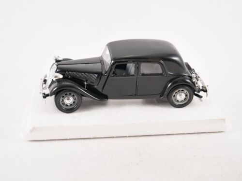 Burago Bburago n° 1501 1/24 Citroën Traction 15CV TA jamais sortie en boite - Imagen 11 de 18