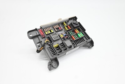   07-13 Bmw E70 X5 X6 Rear Trunk Power Distribution Fuse Relay Box Switch Oem