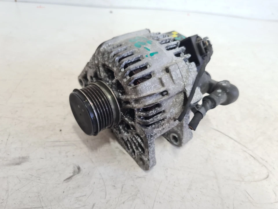 HYUNDAI I20 MK1 2013 1.1 CRDI ALTERNATOR 37300-2A401