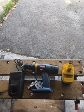 RYOBI 18V P206 CORDLESS DRILLS/DRIVER WITH BATTERY AND CHARGER