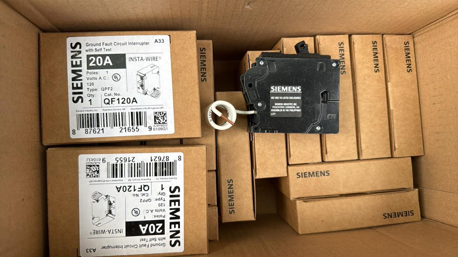 Siemens QF120A 20A Ground Fault Circuit Interrupter Self Test Circuit Breaker