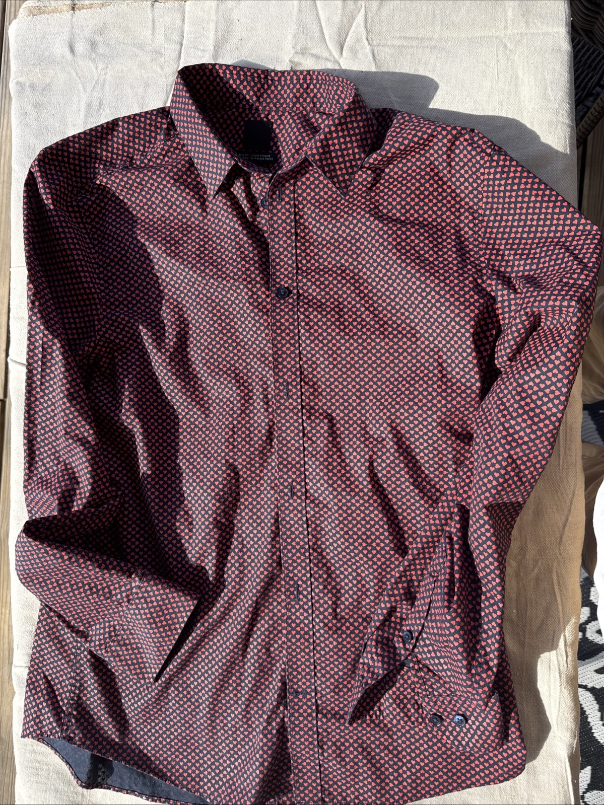 Men's Long Sleeve Dress Shirt Slim Fit Casual Size L - Heart Pattern