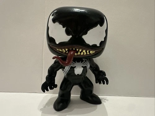 Funko Pop! Marvel - Venom #82 Walgreens Exclusive Loose OOB