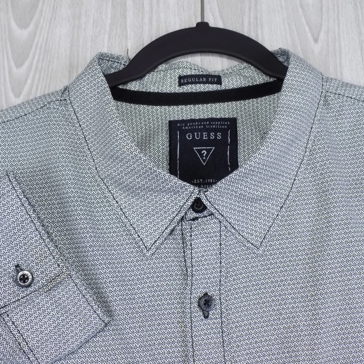 Camisa Guess Abotonada Para Hombre XXL Negra Blanca Calce Regular Usada en Excelente Condición
