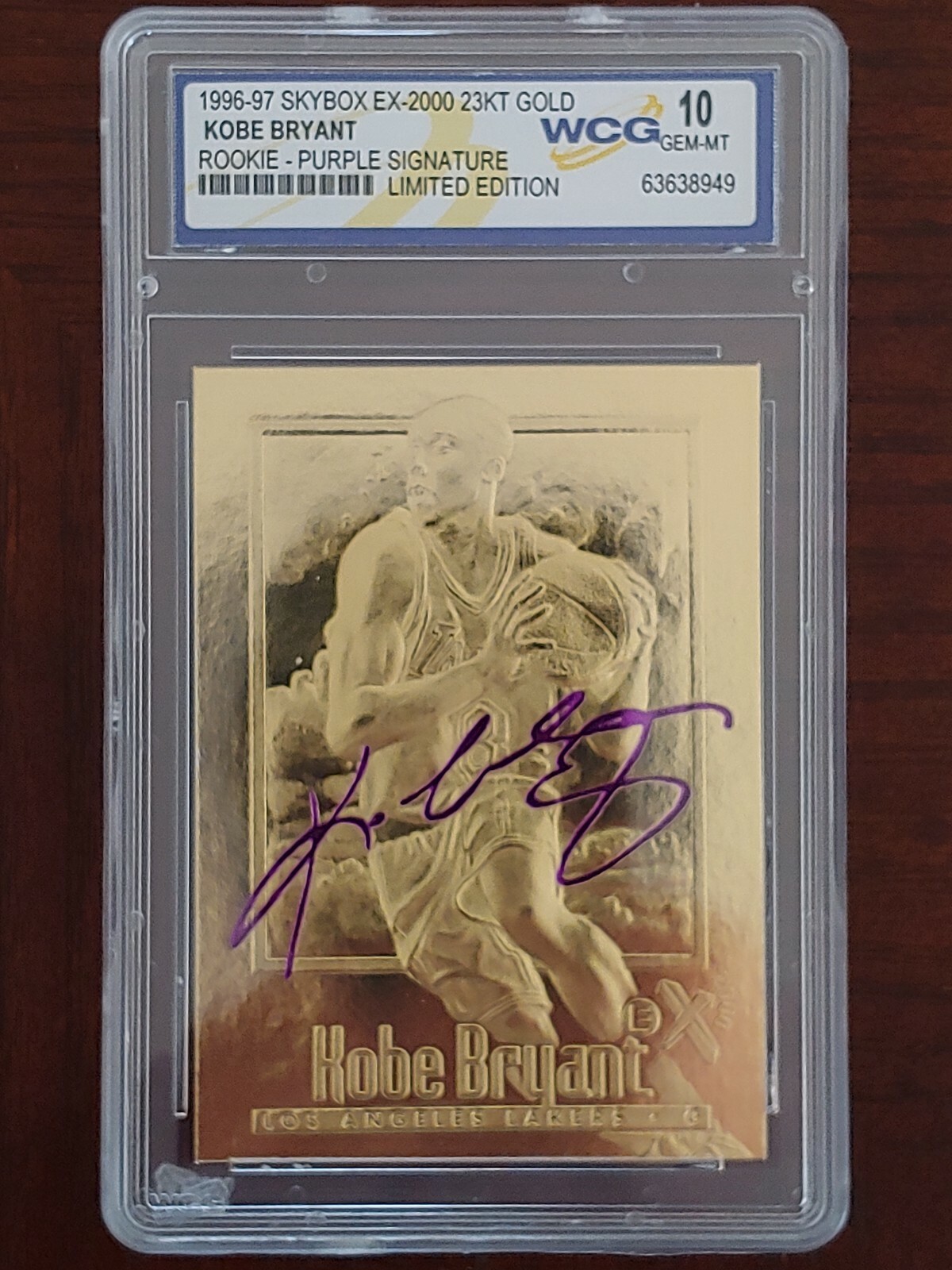 Kobe Bryant 1996 SkyBox E-X2000 #30 Base Price Guide