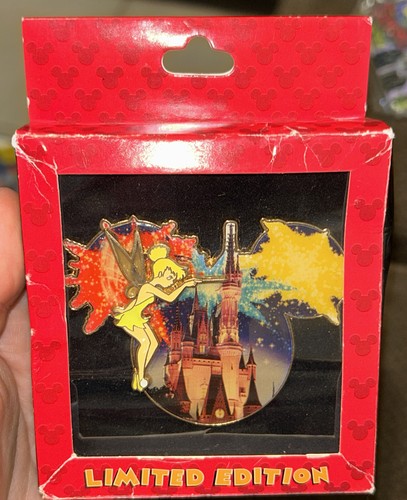 DISNEY TINKER BELL AND MAGIC KINGDOM CASTLE PIN Fireworks Mickey Head 1000 Jumbo