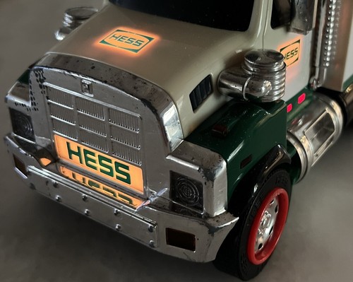 2008 Hess Muldenkipper mit Licht Geräusche Diesel Muldenkipper Aktion Hess Benzin schön - Bild 4 von 12