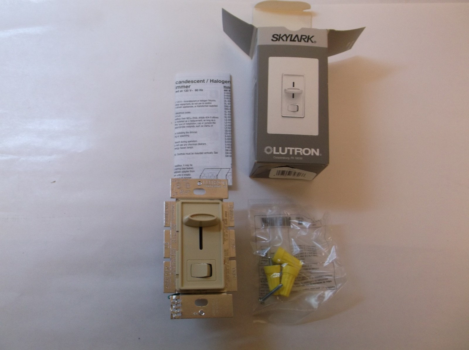 Lutron Ivory Electronics Skylark 600w Dimmer With Preset Switch S600p