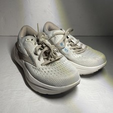 Brooks Ghost Max 3 Womens Size 6 Beige Athletic Running Walking Shoes Sneakers