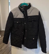 DAMAGED Benjamin Black Quilted Jacket Men’s Medium Black & Gray Winter Coat