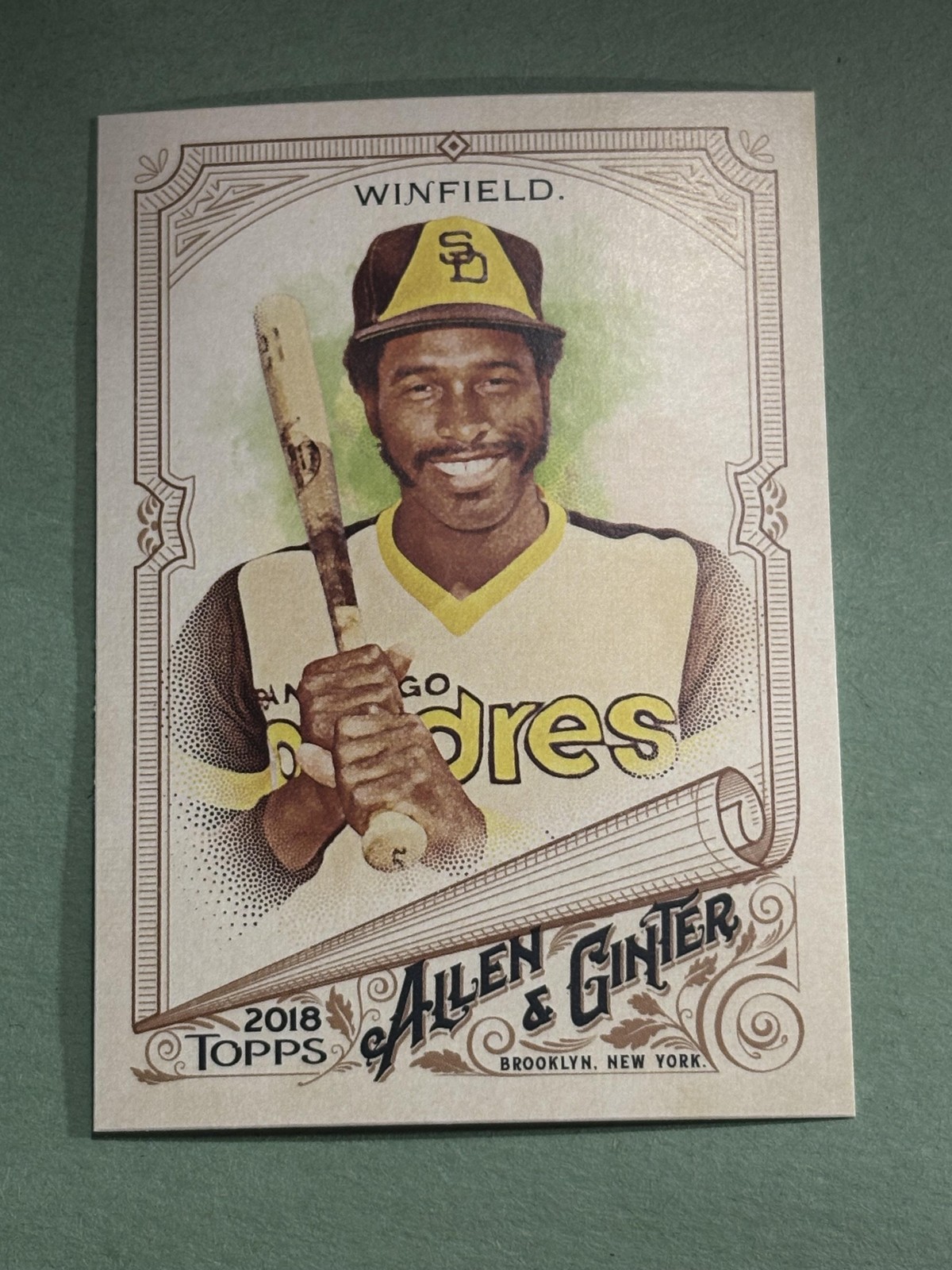 Dave Winfield 2018 Topps Allen & Ginter San Diego Padres #223 FF343