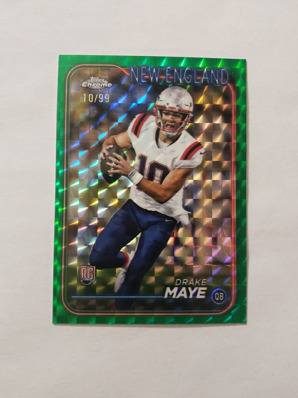 2024 Topps Chrome Drake Maye (Jersey Match) 10/99 Green Geometric Refractor #203