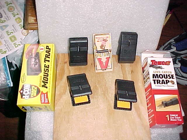 NEW BOXES 1 d-CON REUSABLE Covered & I TOMCAT Mouse LIVE Trap + 4 TOMCAT 1 VICT