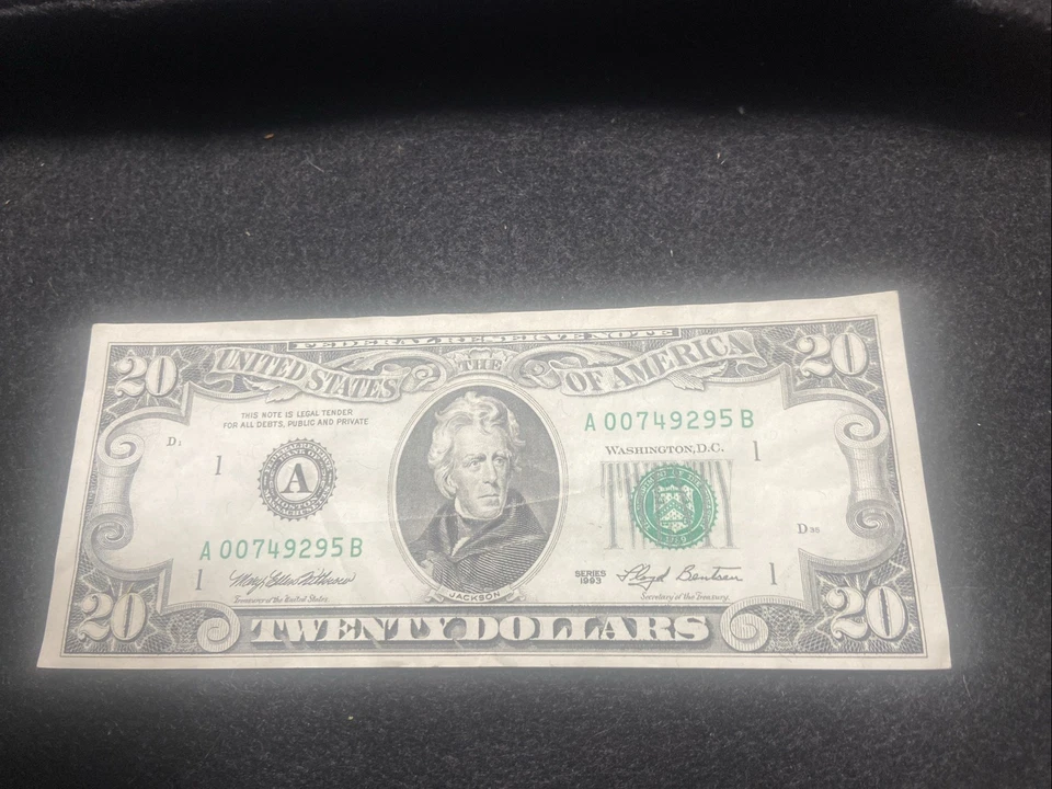 1993 D1 Classic $20 Serial #A00749295B. Free shipping. - Image 2 of 2
