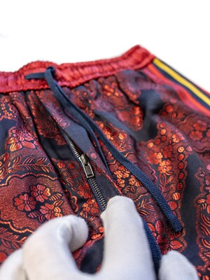 GUCCI　サイドライン　レギンス GUCCI(グッチ) スパッツ・レギンス(レディース) - 海外通販のBUYMA