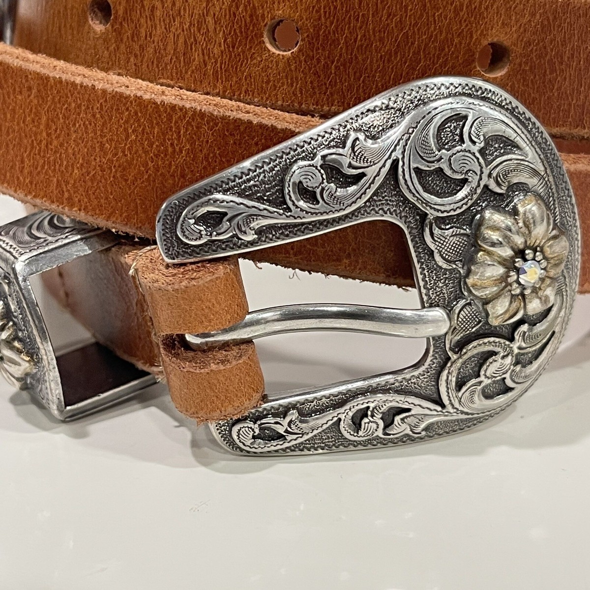Silver Floral Buckle with Brown and black Leather Belt lots of ? gems. Brand New Shyanne Women main image 4