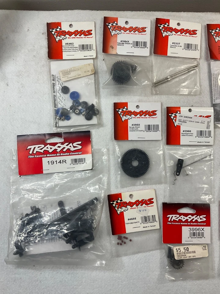 Vintage NEW Traxxas Parts Lot T Maxx Rustler Stampede Slash  Bandit - Image 2 of 3