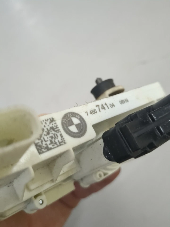 Система мягкого закрытия замка левой задней двери BMW G12 750i 740i от оригинального производителя - Изображение 3 из 3