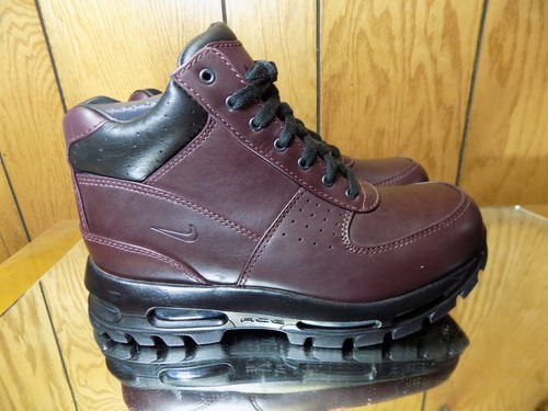 nike goadome burgundy