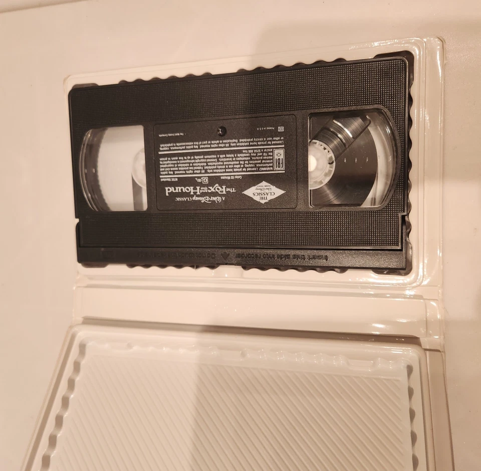 The Fox and the Hound - A Walt Disney Classic Black Diamond Edition (2041-1) - Image 4 of 4