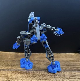 2003 LEGO Bionicle Guurahk #8590 