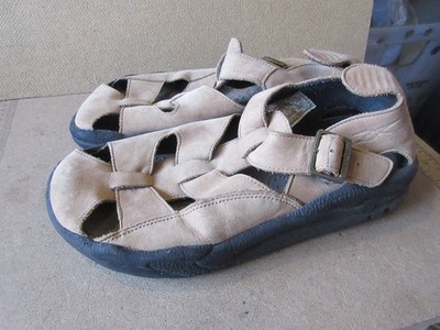 Men's Reebok Leather  sandals,   M 10, EU 43  (P324)