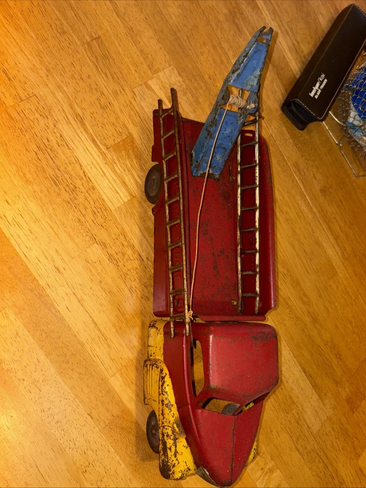 caminhão de reboque buddy l destruidor - Imagem 2 de 4