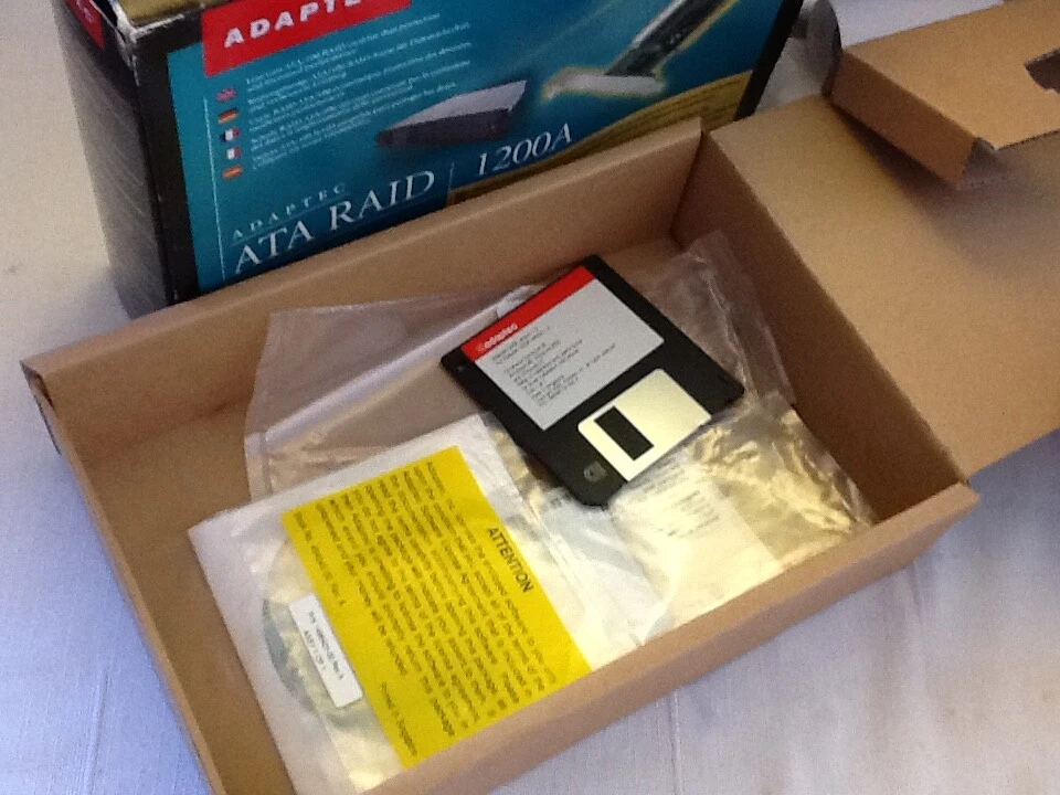 Adaptec ATA Raid 1200A Efigs Raid Controller 1891200EU.Ref:CD_19A - Image 4 of 4