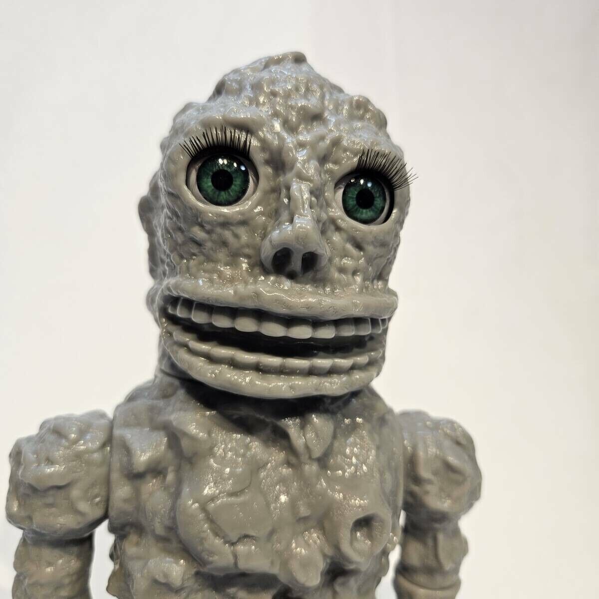 NAG-G/naggnaggnagg/ソフビ Rare 9.8inch Sofubi soft vinyl NAGNAGNAG Two eyes monster