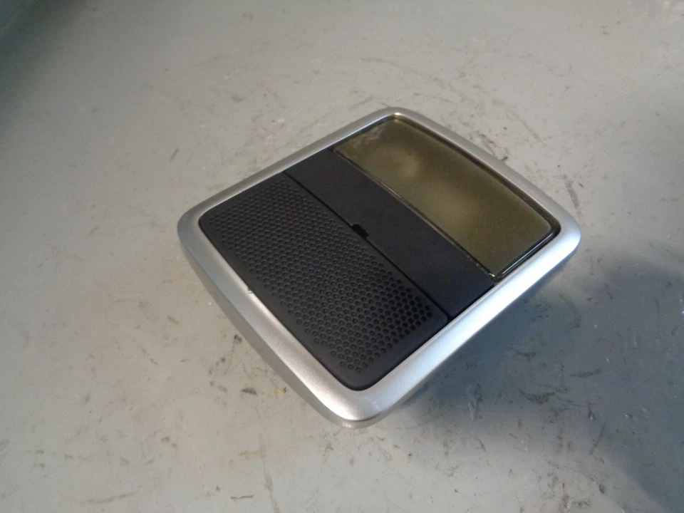 Range Rover L405 Rear Interior Roof Light 2013 to 2017 - Image 3 of 4