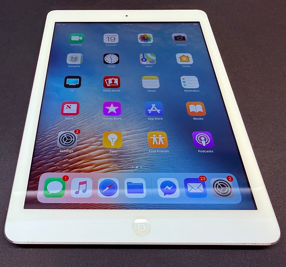 Apple iPad Air 16 GB Wi-Fi 9.7