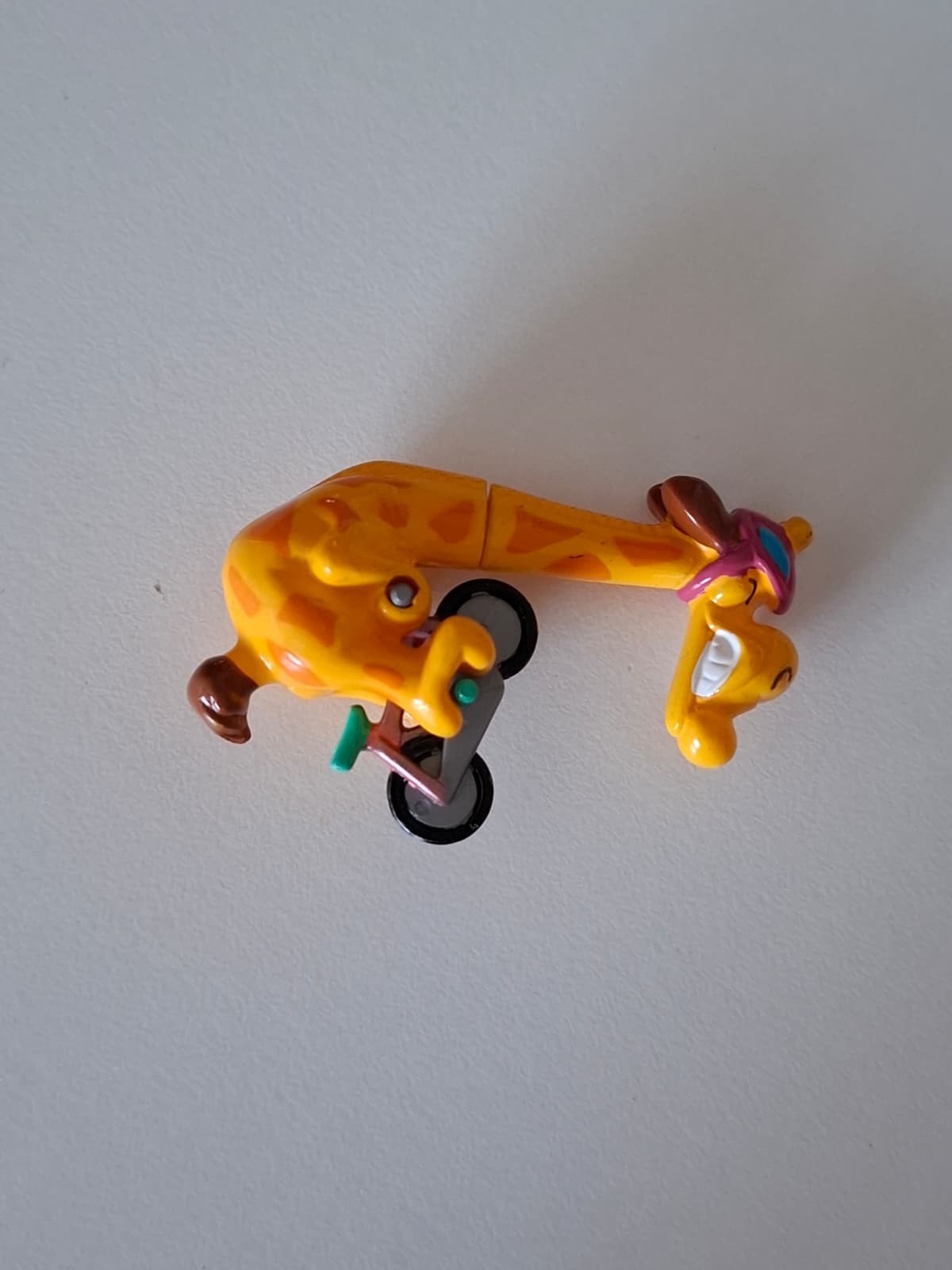 Kinder Sorpresa 1999 Figure I Goomini – Gigi Giraffa in Bicicletta K00 N. 51