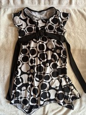 Girls dress, short-sleeved, Black and White Circles, Tie Back strap, Used